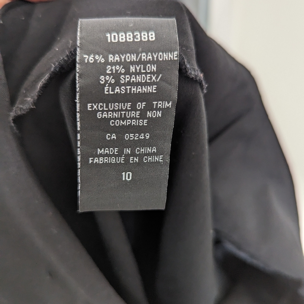 Women's S.C. & Co. Black Stretch Ankle Pants Size 10 - Picture 9 of 9